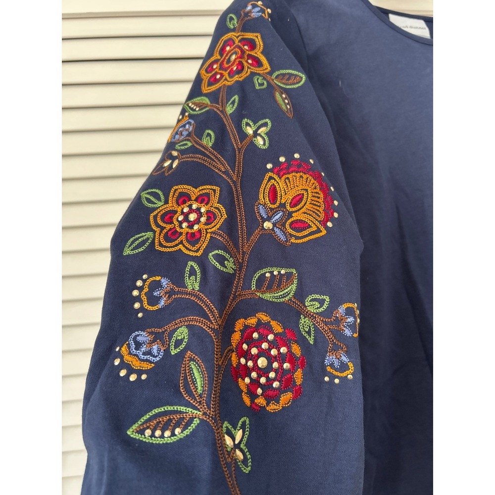 Alfred Dunner Mesa Verde Petite Navy Floral‎ Embroidered 3/4 Sleeve Top L petite - Picture 2 of 7